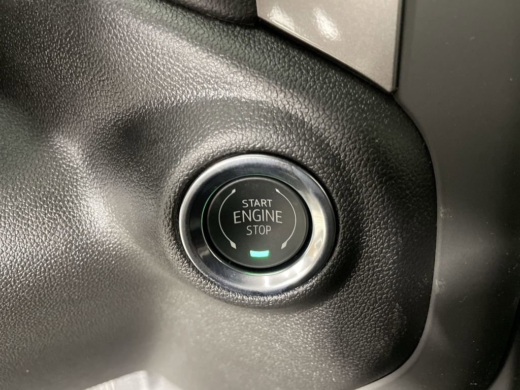 New 2025 GMC Sierra 3500 Pro w/ Convenience Package image 16