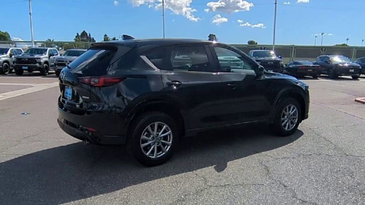 Used 2025 MAZDA CX-5 AWD 2.5 S w/ Preferred Package image 8