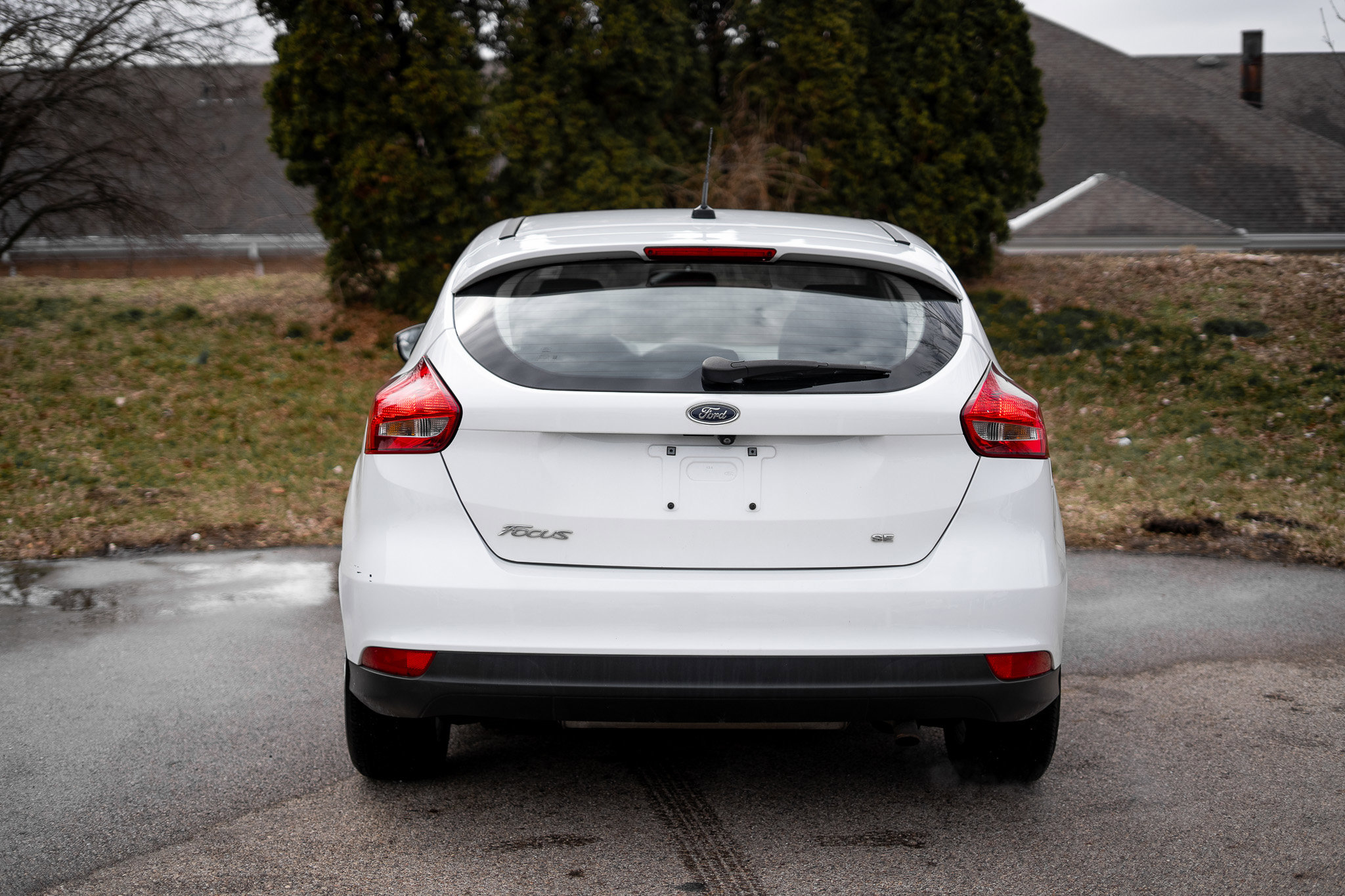 Used 2018 Ford Focus SE w/ Cold Weather Package image 6