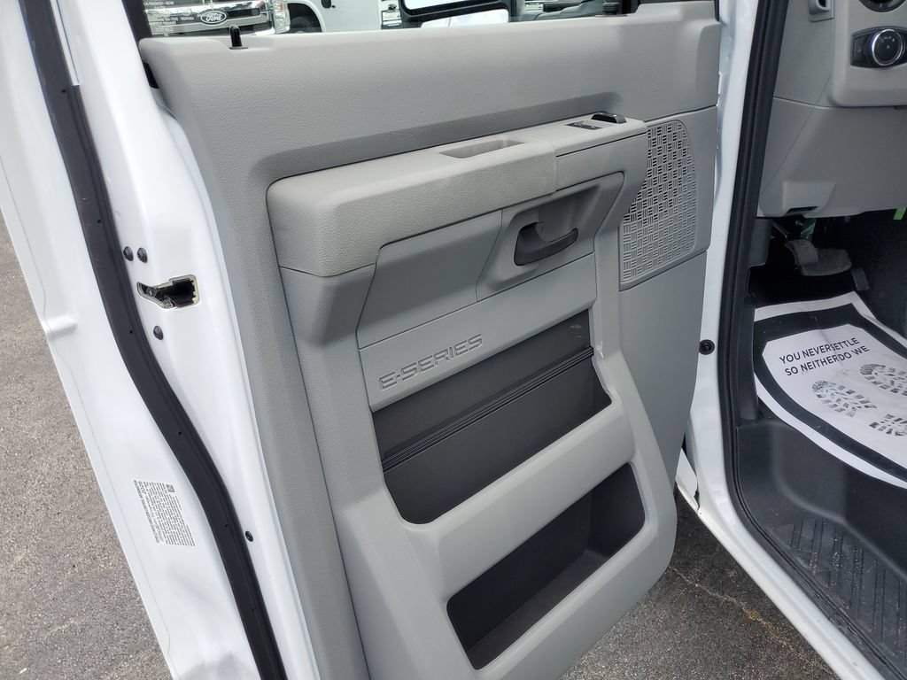 New 2027 Ford E-350 and Econoline 350 Super Duty w/ Power Equipment Group RWD image 20