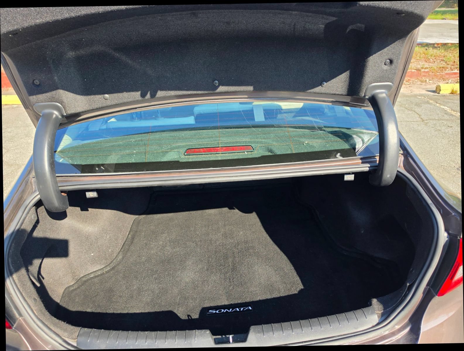 Used 2015 Hyundai Sonata SE w/ Option Group 09 FWD image 18