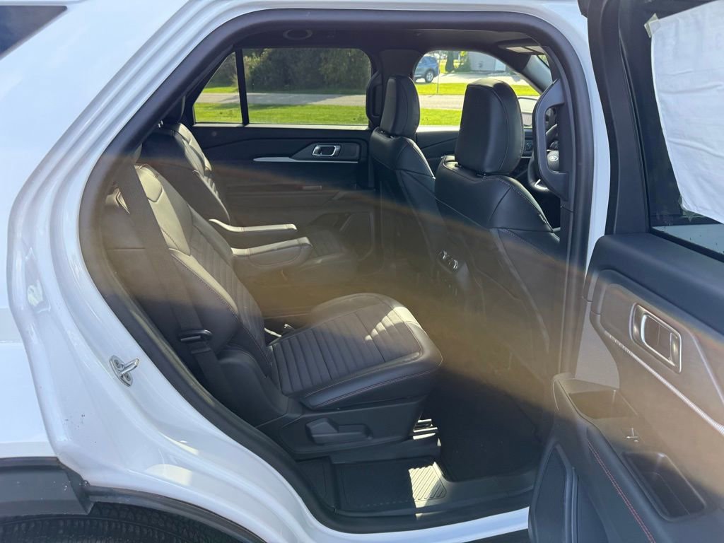 New 2025 Ford Explorer ST-Line w/ Premium Package image 22