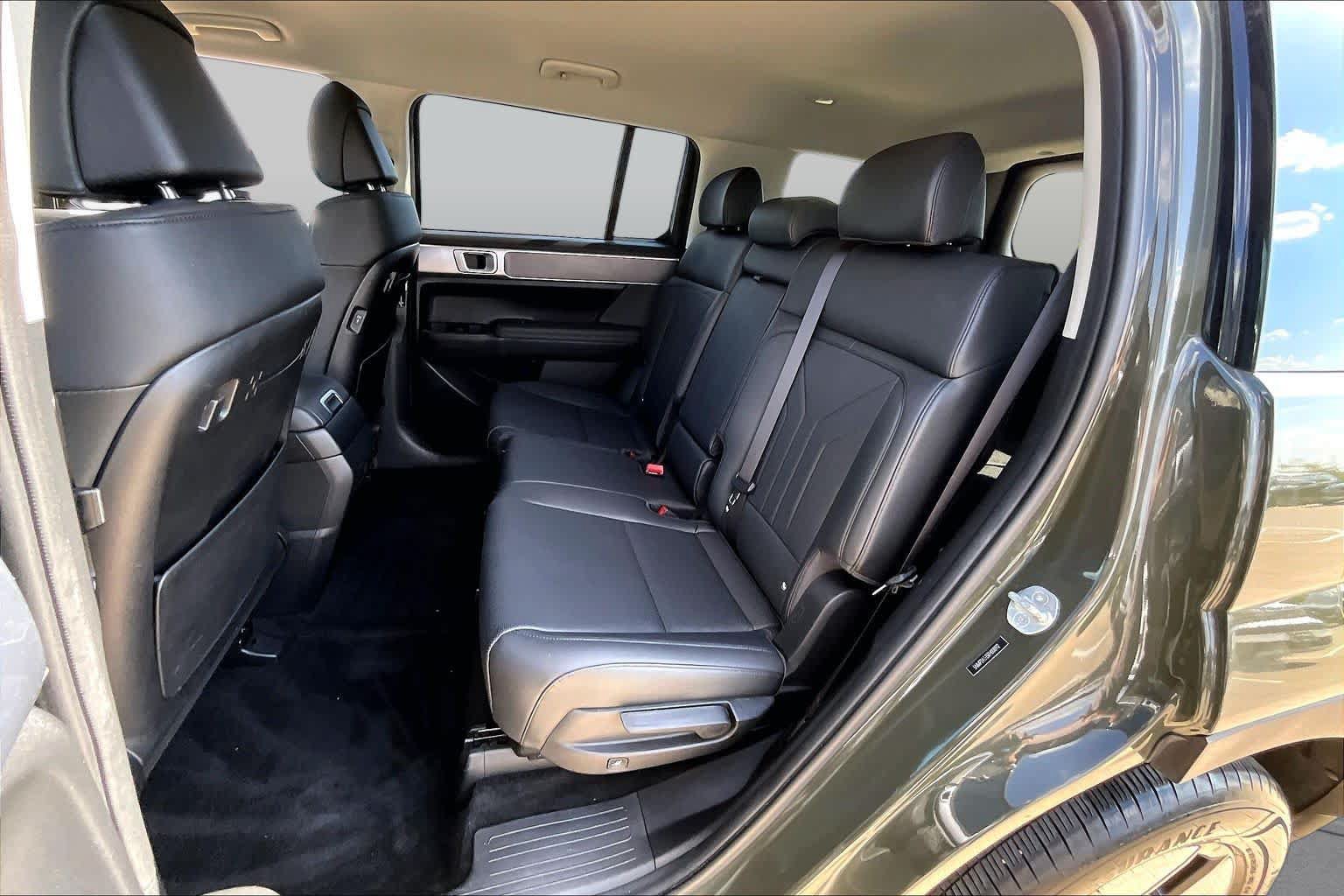 Certified 2024 Hyundai Santa Fe SEL FWD image 20
