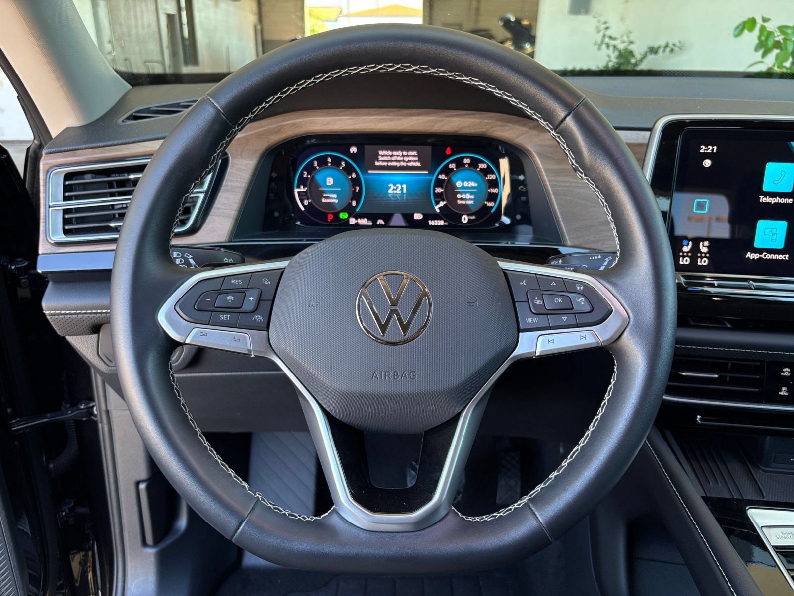 Used 2026 Volkswagen Atlas SE FWD image 30