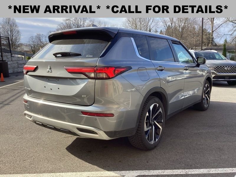 Used 2022 Mitsubishi Outlander SE image 7