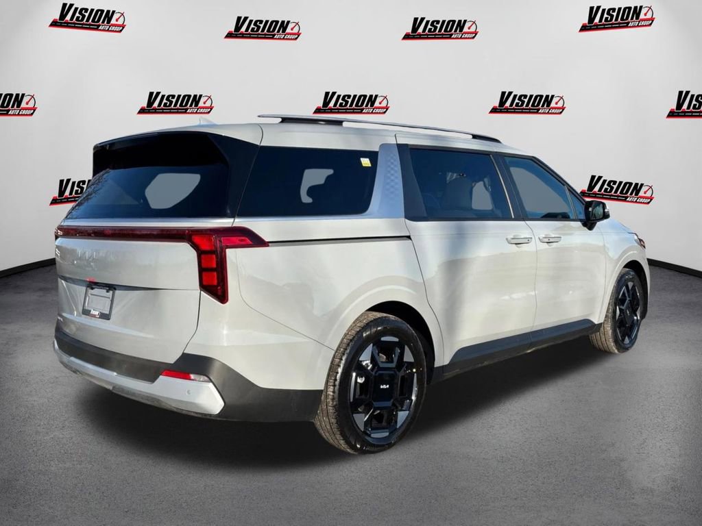 New 2026 Kia Carnival EX image 5