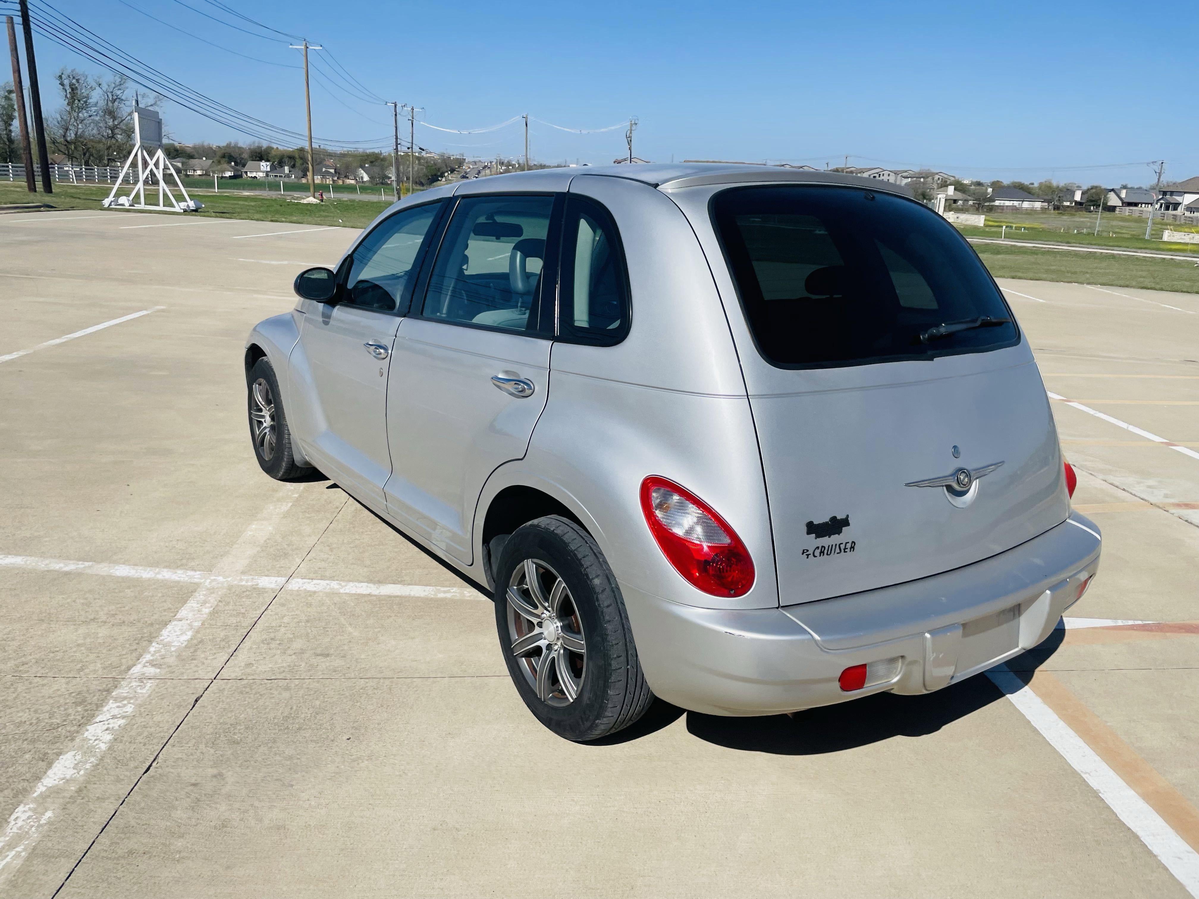 Used 2007 Chrysler PT Cruiser image 3