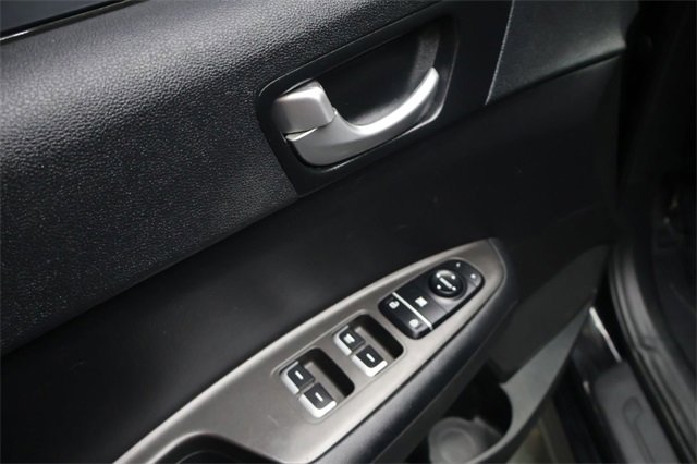 Used 2018 Kia Optima S w/ 18" Alloy Wheels Package image 19