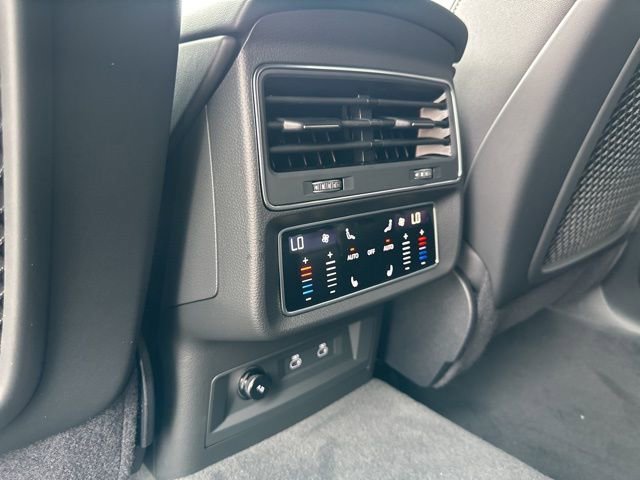 New 2025 Audi Q8 Premium Plus image 13