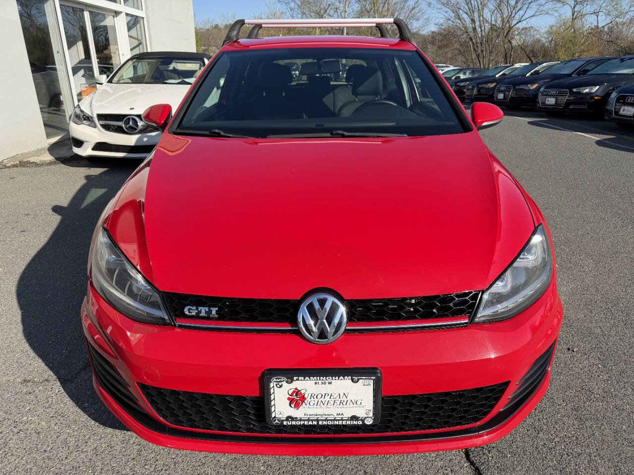 Used 2016 Volkswagen GTI S FWD image 2