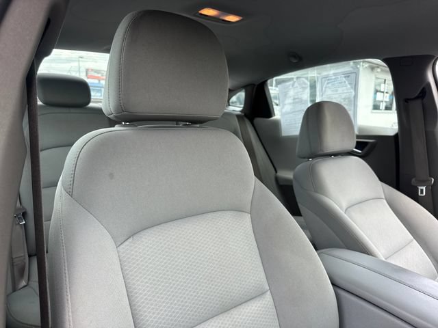 Used 2025 Chevrolet Malibu LT FWD image 28