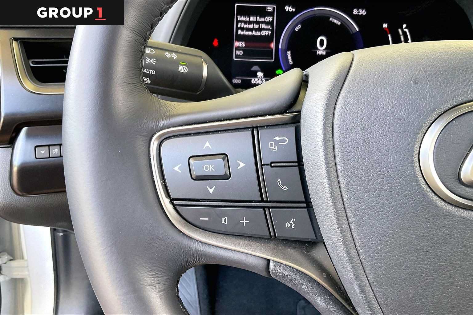 Certified 2026 Lexus UX 300h FWD image 21