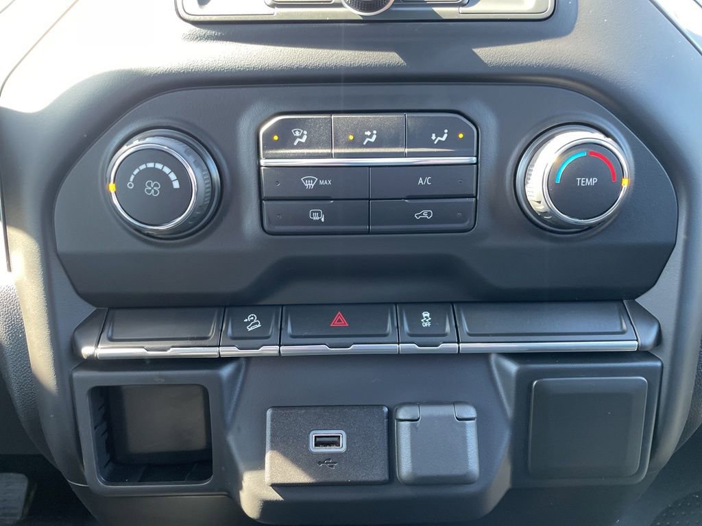 Used 2020 Chevrolet Silverado 1500 Custom Trail Boss image 22