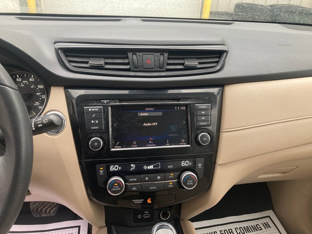 Used 2019 Nissan Rogue SV AWD/4WD image 23