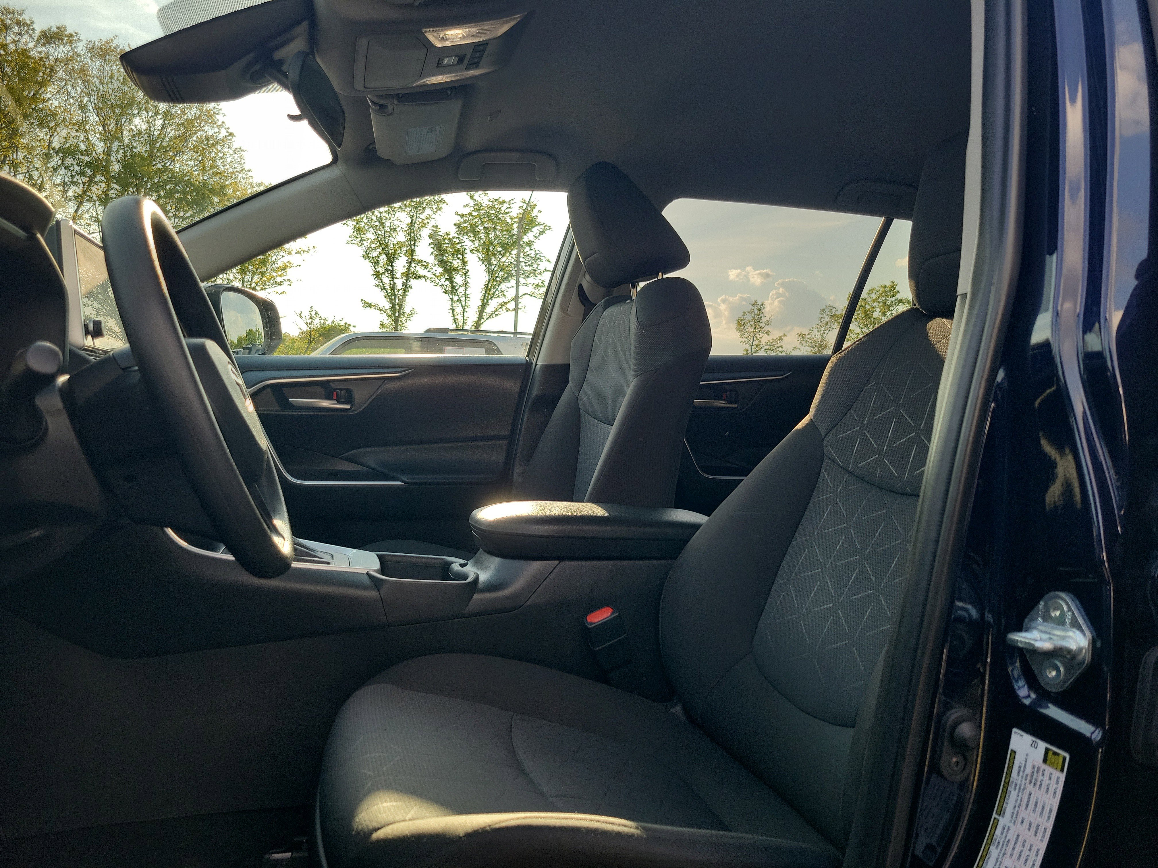 Certified 2025 Toyota RAV4 XLE AWD/4WD image 19