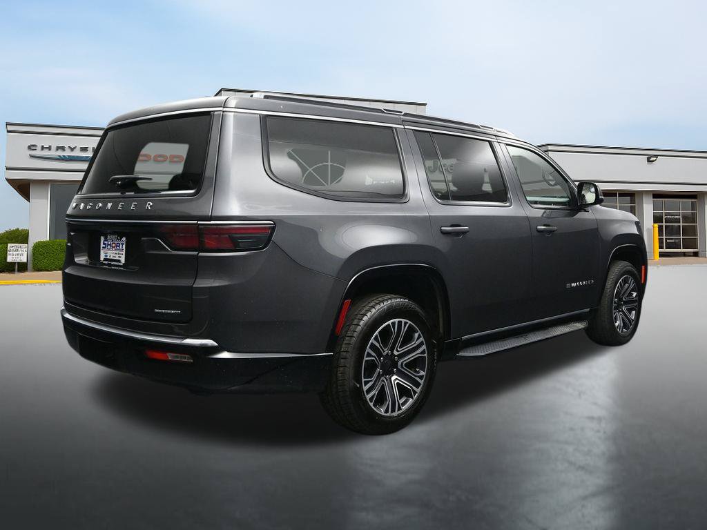 Used 2024 Jeep Wagoneer Series II w/ Flexible Seating Group AWD/4WD image 5