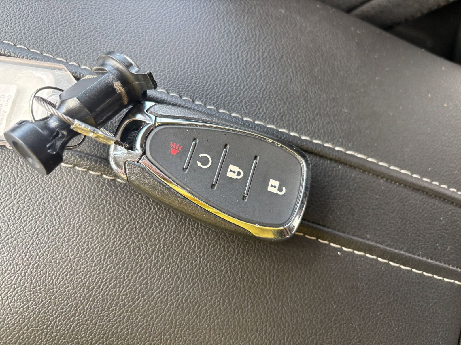 Used 2025 Chevrolet Blazer LT FWD image 21