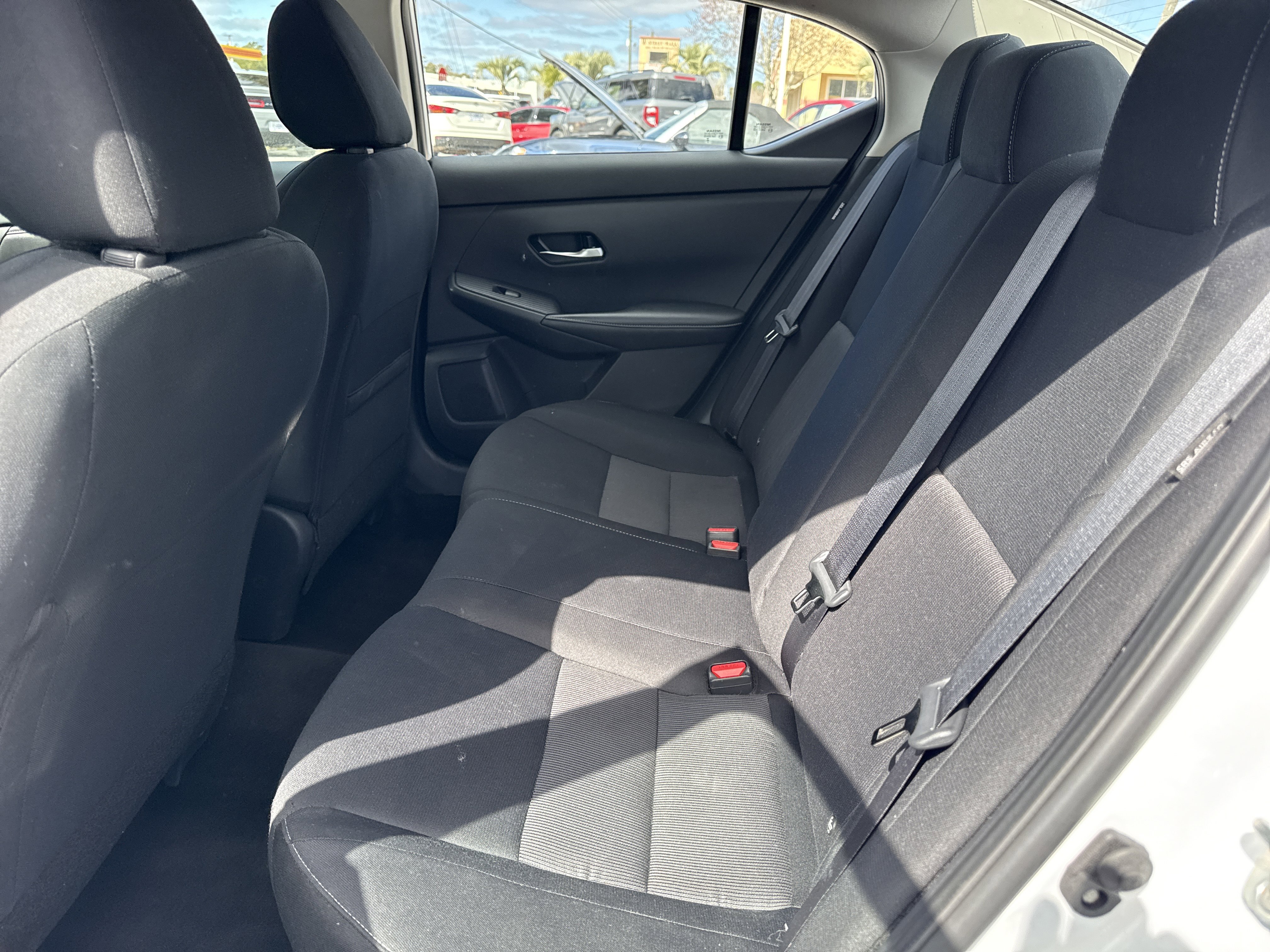 Used 2023 Nissan Sentra SV FWD image 6