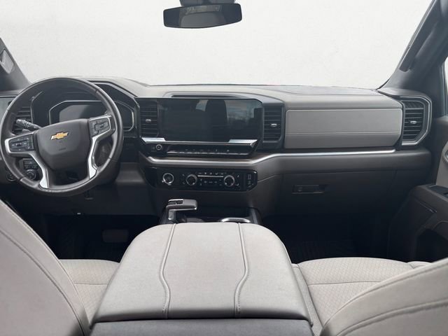 Used 2023 Chevrolet Silverado 1500 LT image 10