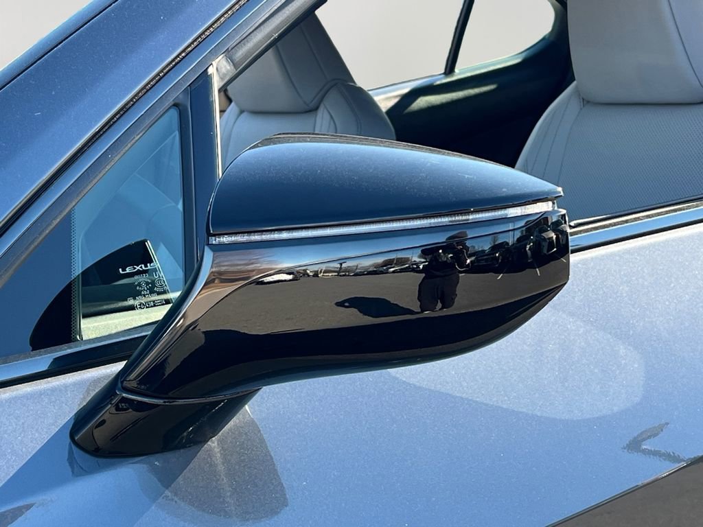 New 2025 Lexus UX 300h 300h F SPORT Design image 24