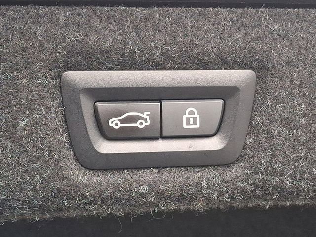 Used 2023 BMW 530i xDrive w/ Premium Package image 30