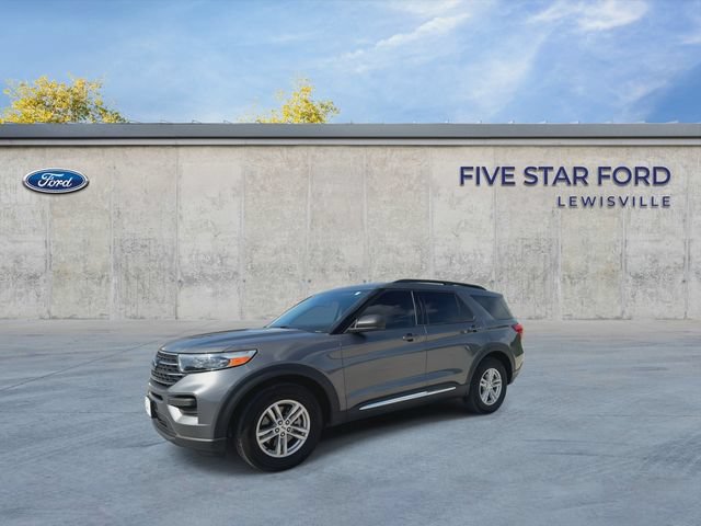 Used 2024 Ford Explorer XLT RWD image 4
