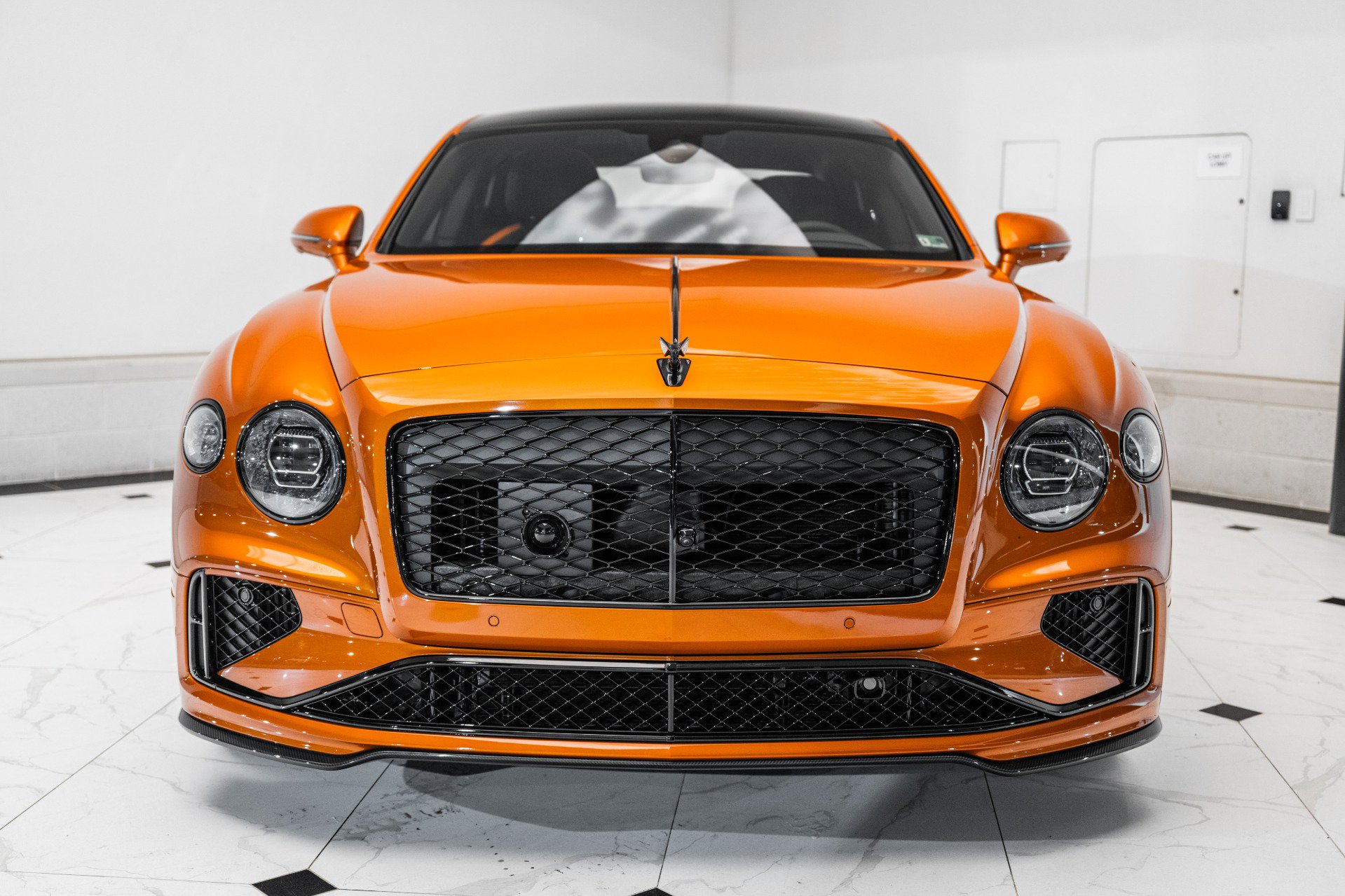 New 2025 Bentley Flying Spur Plug-In Hybrid image 8