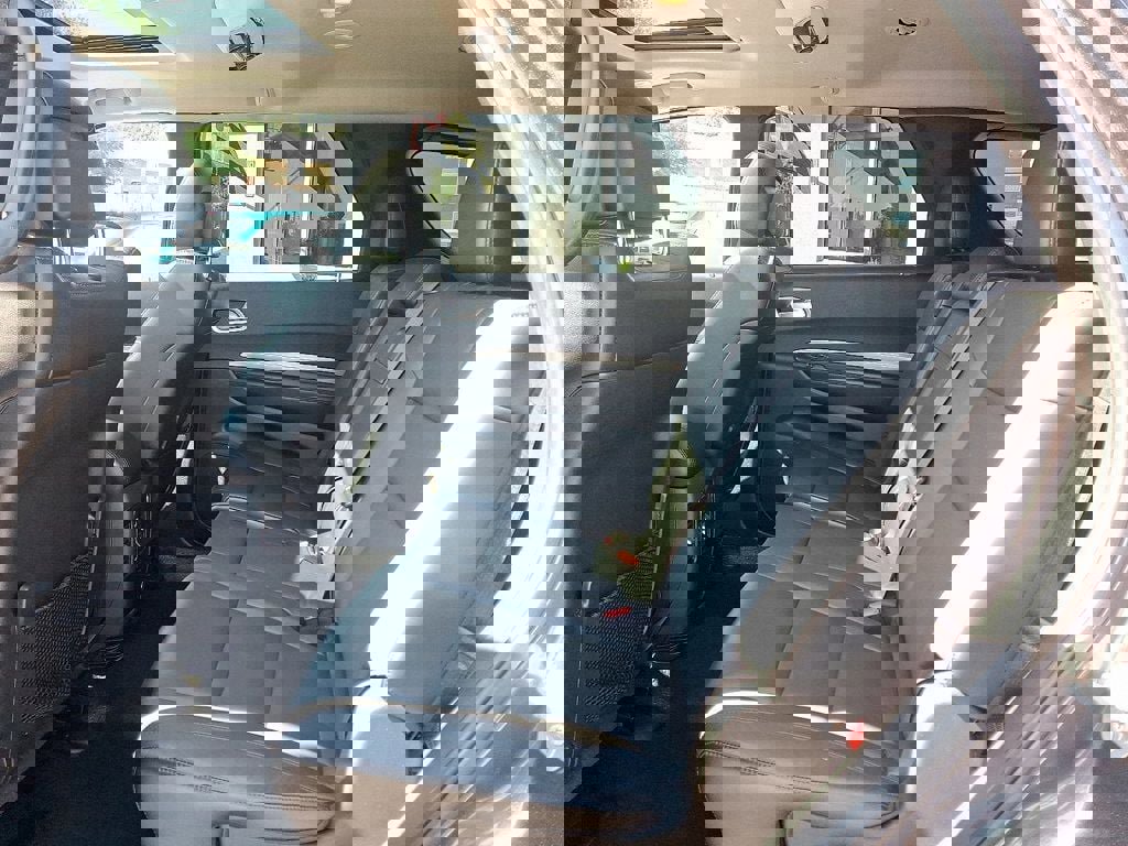 Used 2020 Dodge Durango SXT image 10