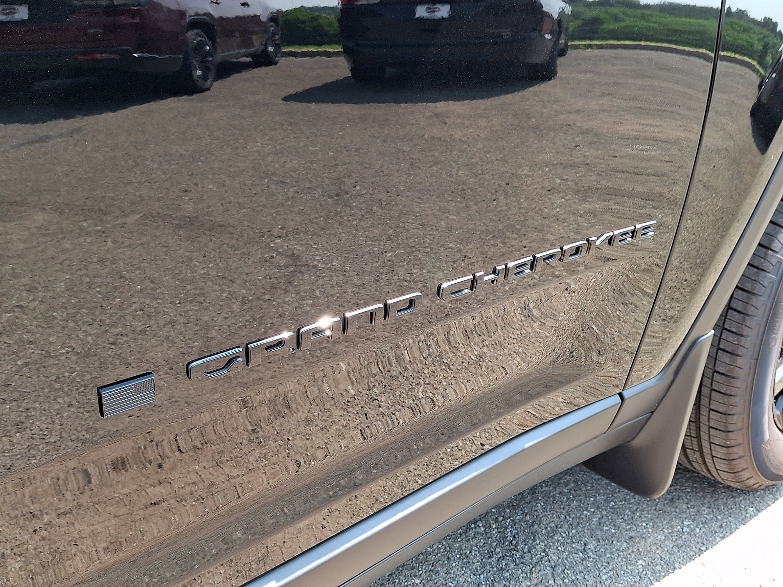 New 2026 Jeep Grand Cherokee Altitude AWD/4WD image 13