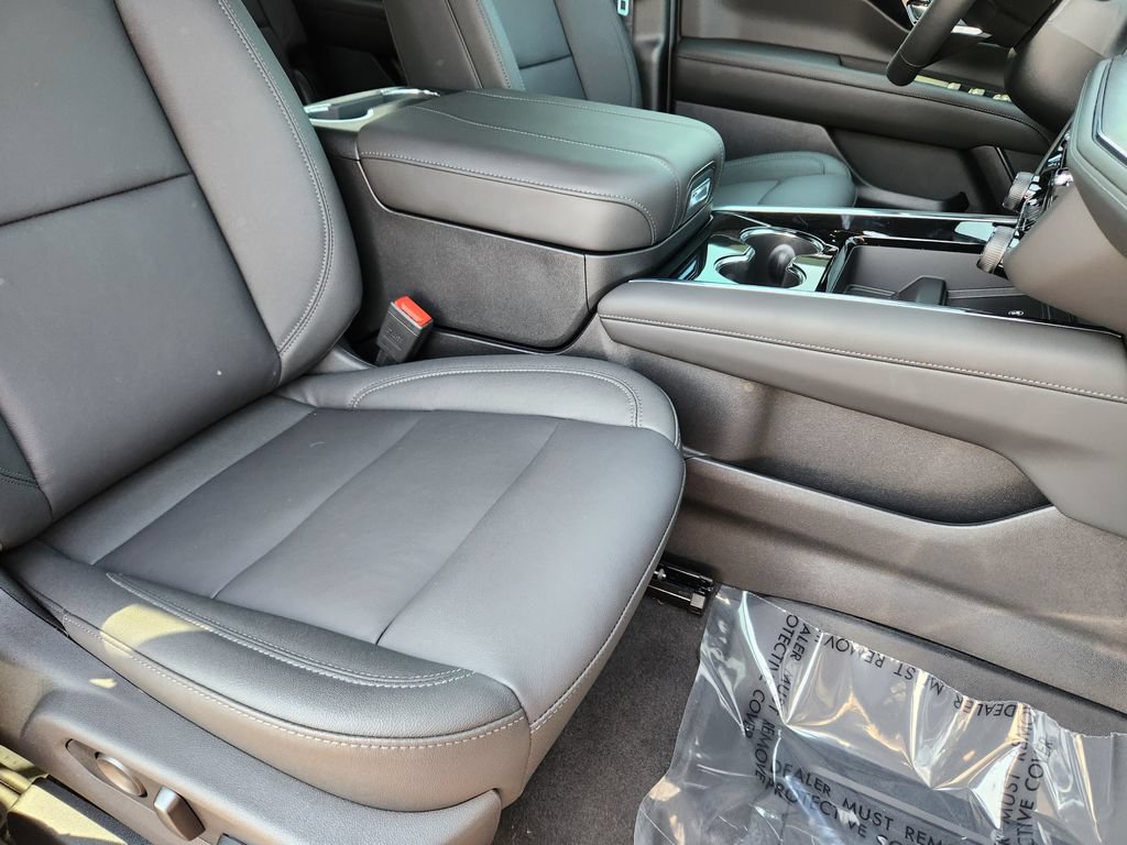 New 2026 Chevrolet Tahoe Z71 w/ Z71 Off-Road Package AWD/4WD image 16
