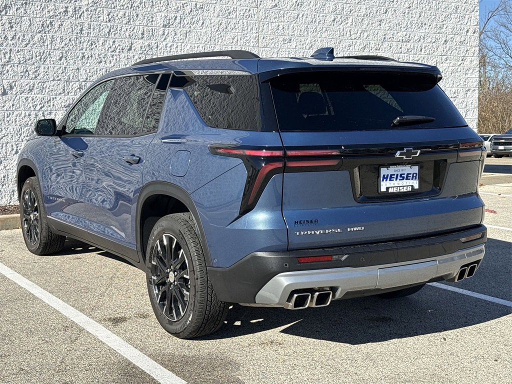 Certified 2025 Chevrolet Traverse LT w/ Enhanced Driving Package image 11