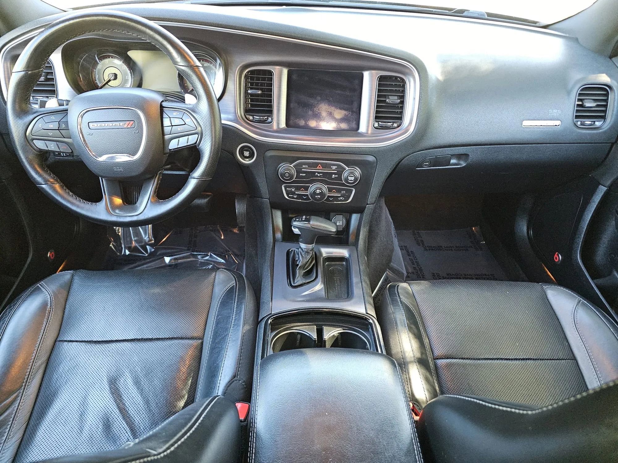 Used 2017 Dodge Charger SXT w/ AWD Plus Group image 9