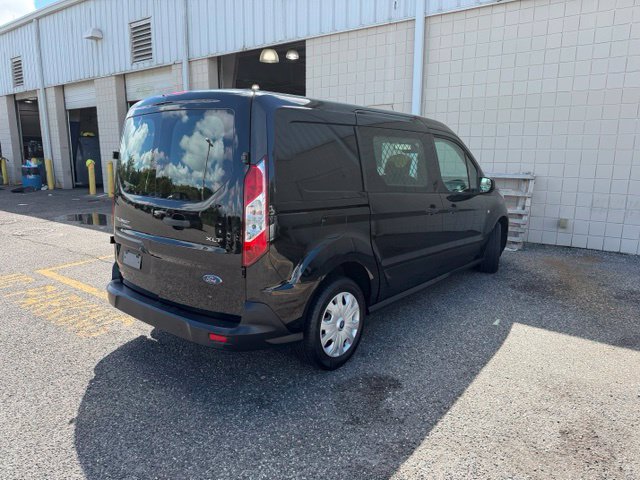 Used 2022 Ford Transit Connect XLT FWD image 8