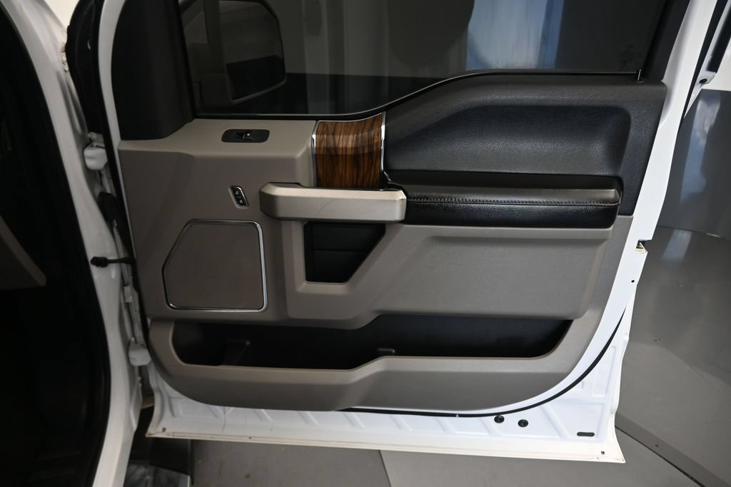 Used 2018 Ford F150 Lariat AWD/4WD image 43