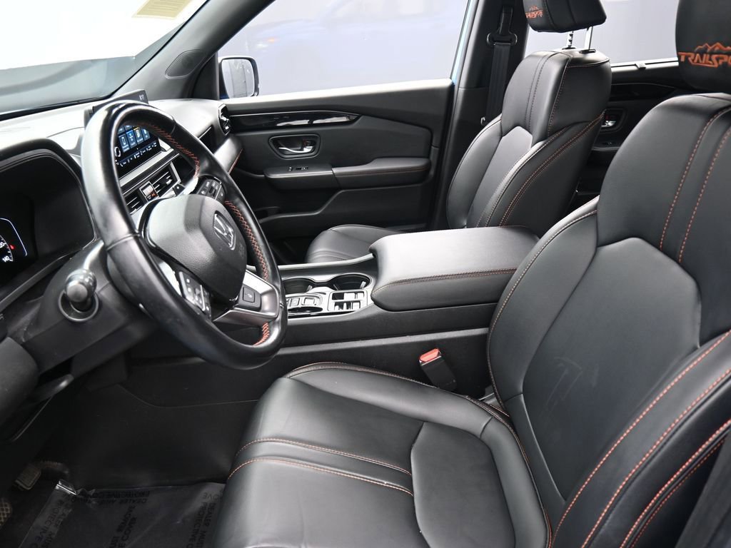 Used 2023 Honda Pilot TrailSport image 10