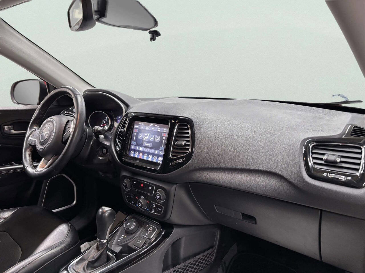 Used 2019 Jeep Compass Limited image 20