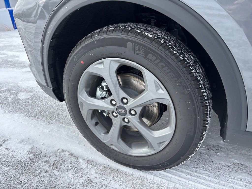 New 2026 Ford Escape ST-Line w/ Tech Pack #1 image 11