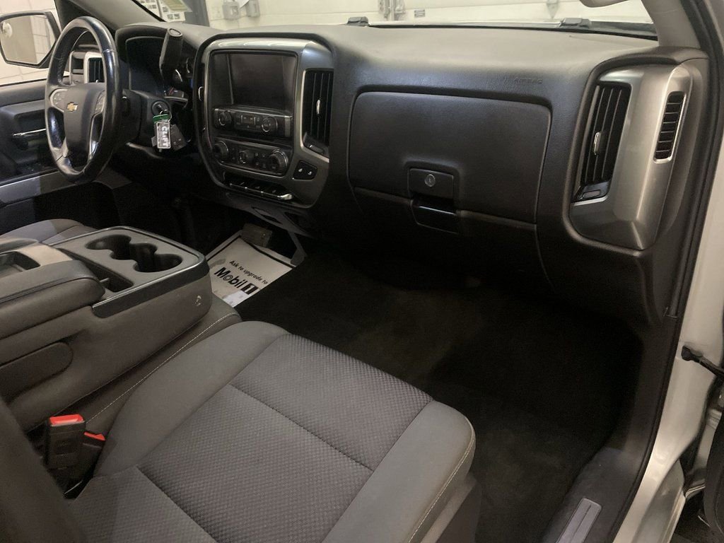 Used 2018 Chevrolet Silverado 1500 LT w/ All Star Edition image 21