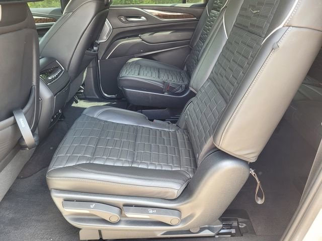 Used 2023 Cadillac Escalade ESV Sport Platinum image 23