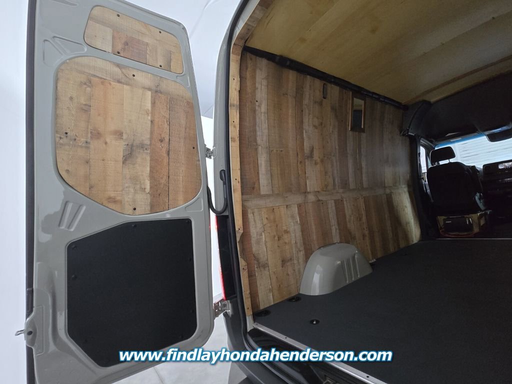 Used 2020 Mercedes-Benz Sprinter 144 Cargo image 17