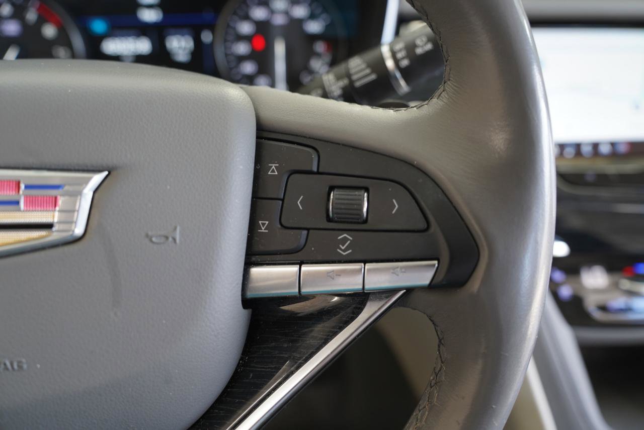 Used 2022 Cadillac XT6 Premium Luxury w/ Technology Package image 16