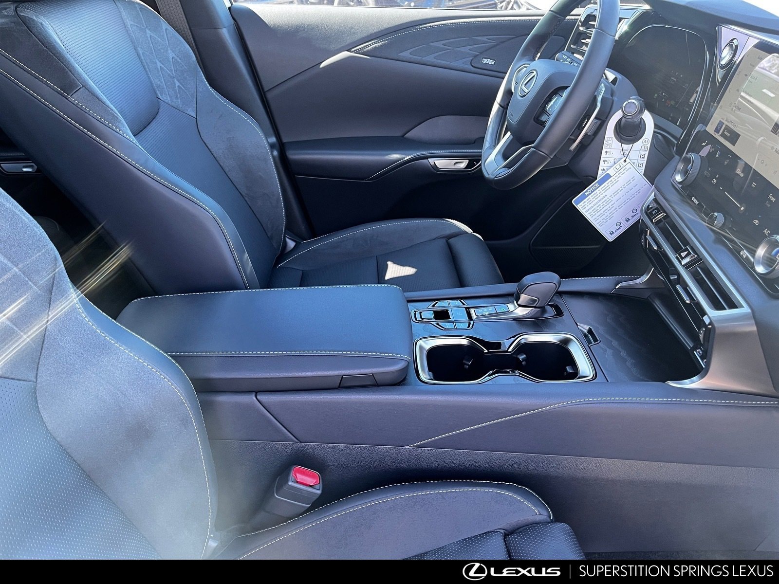 New 2026 Lexus RX 450h AWD image 23