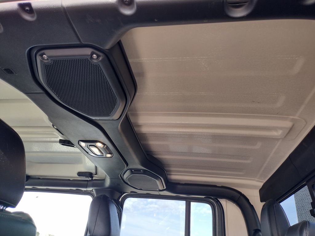 Used 2022 Jeep Gladiator Rubicon w/ LED Lighting Group AWD/4WD image 25