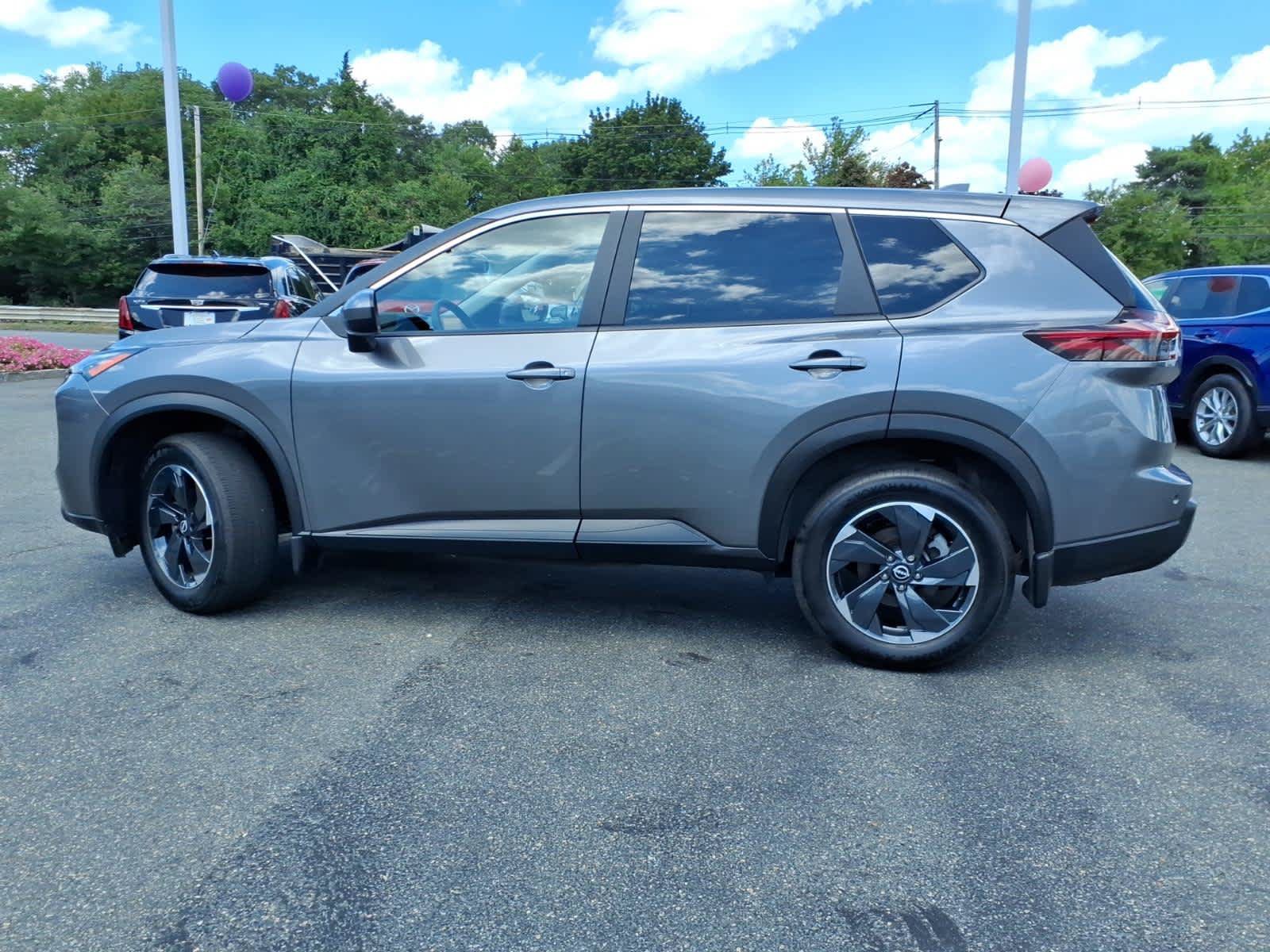 Certified 2024 Nissan Rogue SV AWD/4WD image 8