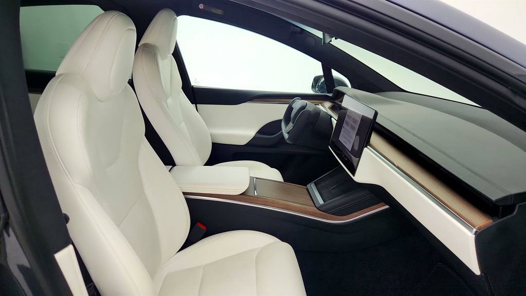 Used 2023 Tesla Model X AWD/4WD image 30