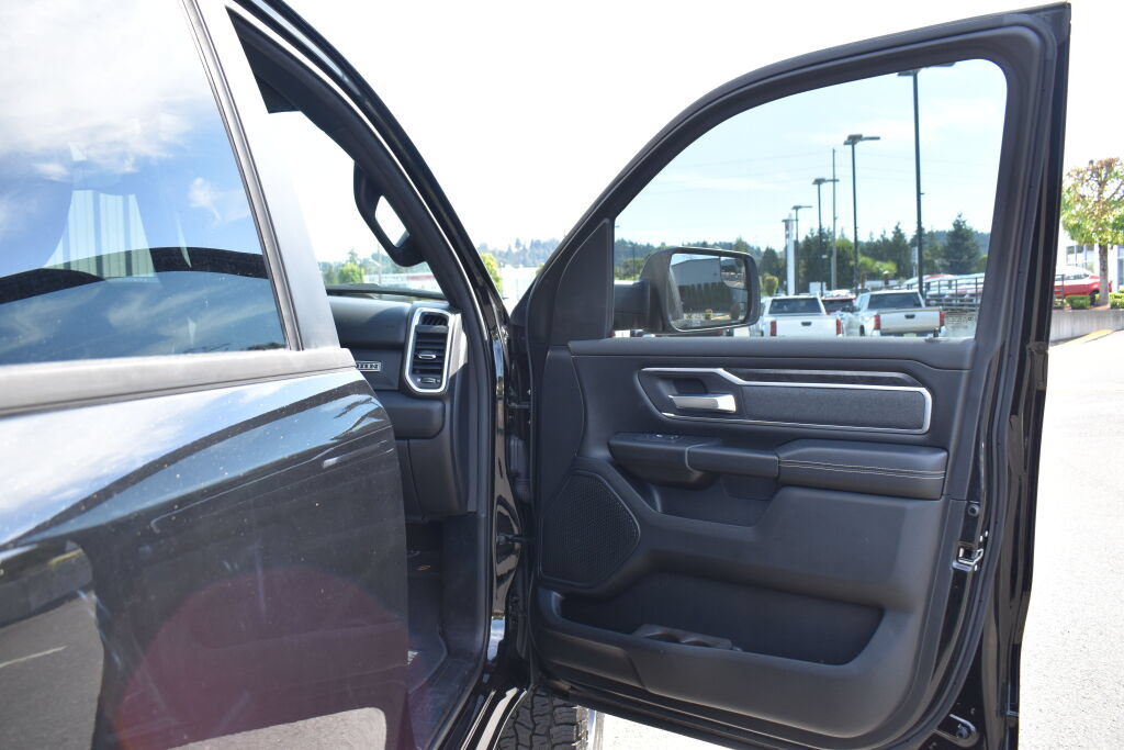 Used 2019 RAM 1500 Big Horn AWD/4WD image 24
