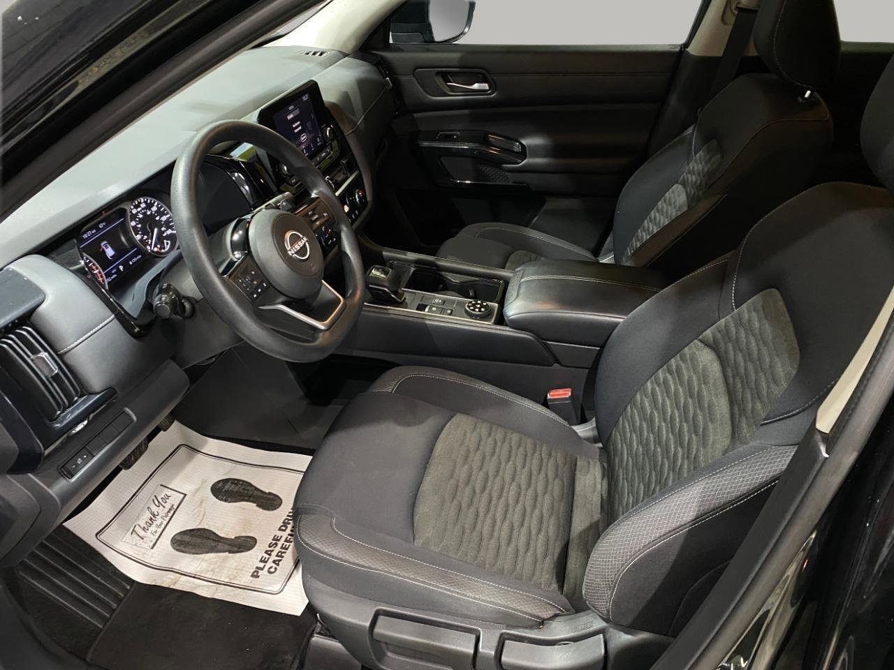 Used 2022 Nissan Pathfinder S image 7