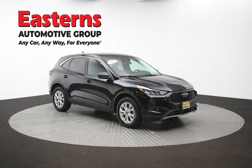 Used 2023 Ford Escape Active AWD/4WD image 48
