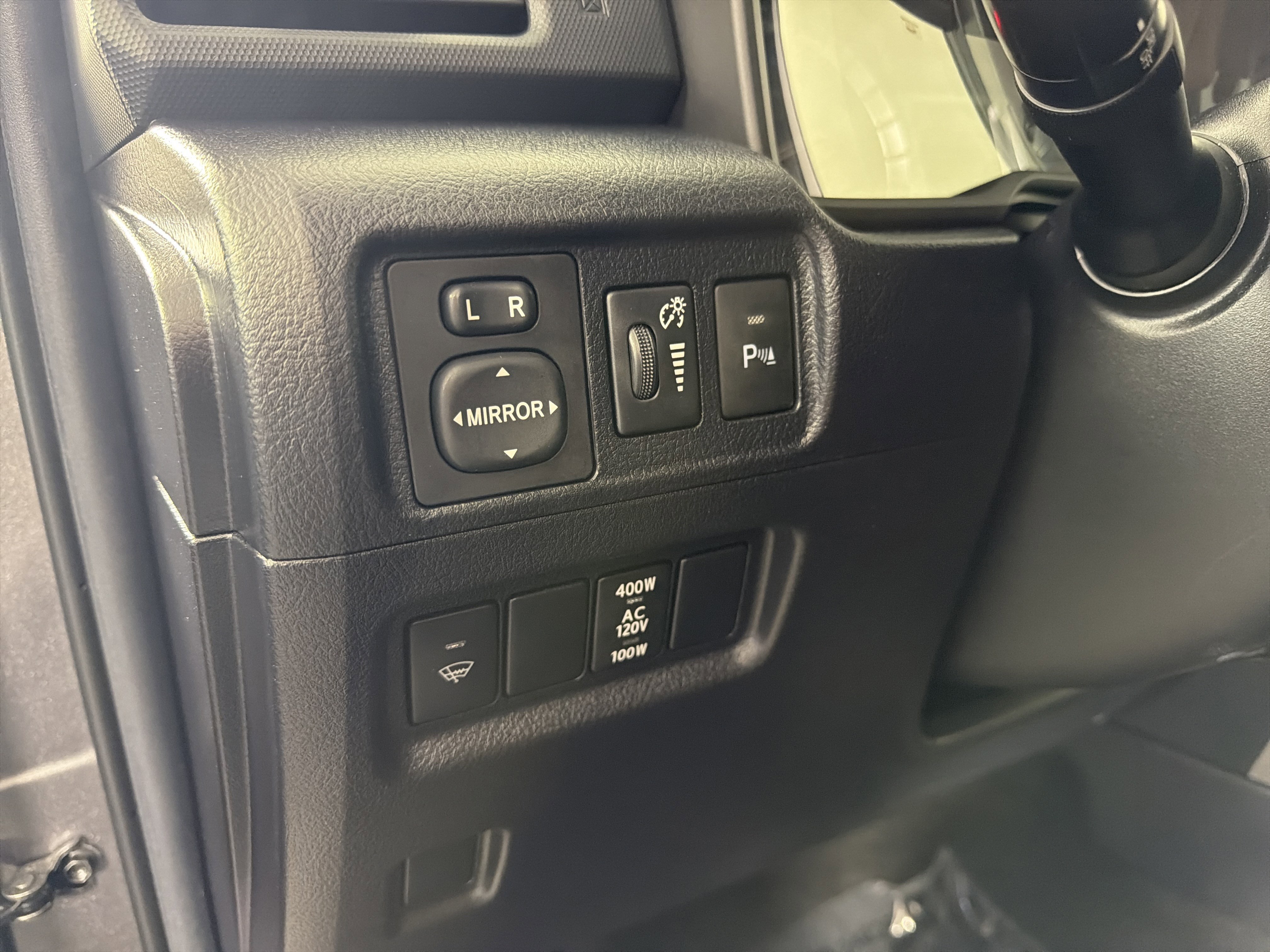 Used 2017 Toyota 4Runner Limited image 10