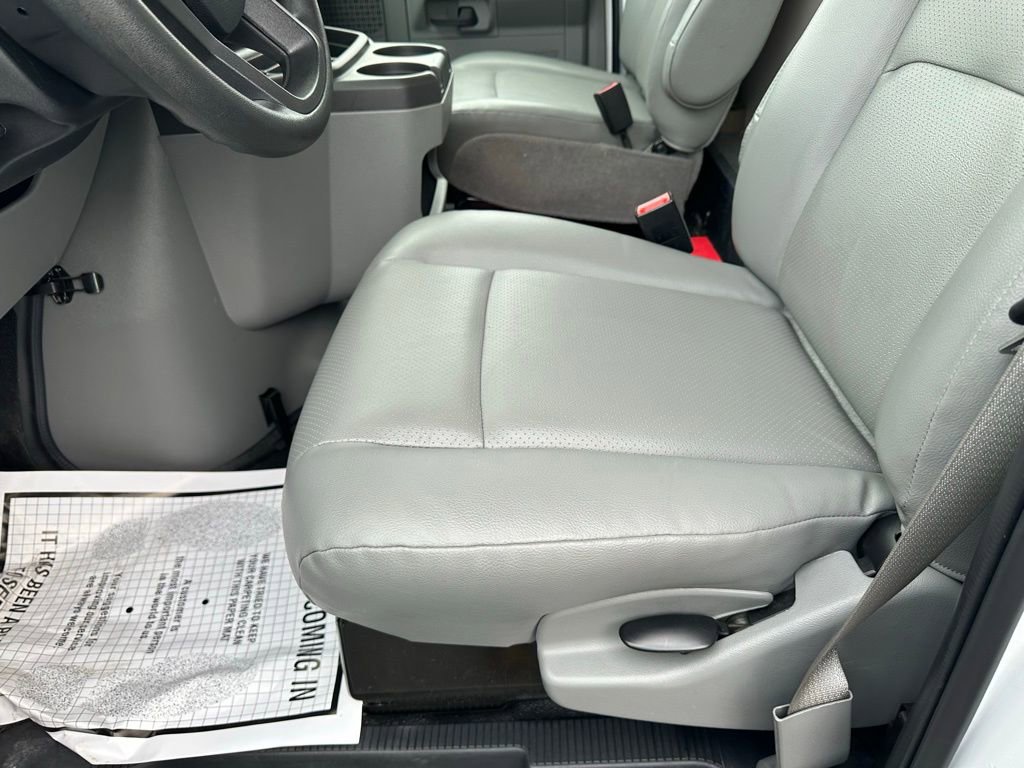 Used 2024 Ford E-350 and Econoline 350 Super Duty image 12